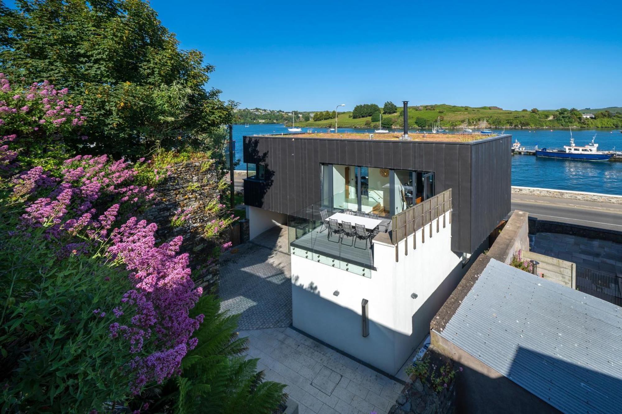 The Dockhouse Kinsale Villa Exterior photo